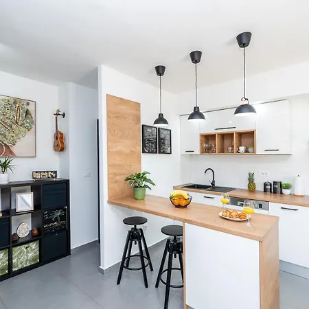 Apartament Spacious Rocky With Balcony